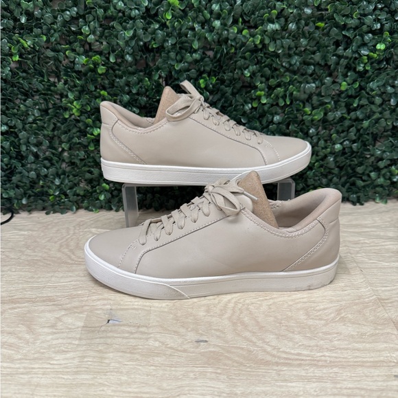 Kizik Shoes - Kizik Irvine Plus - M7/W8.5